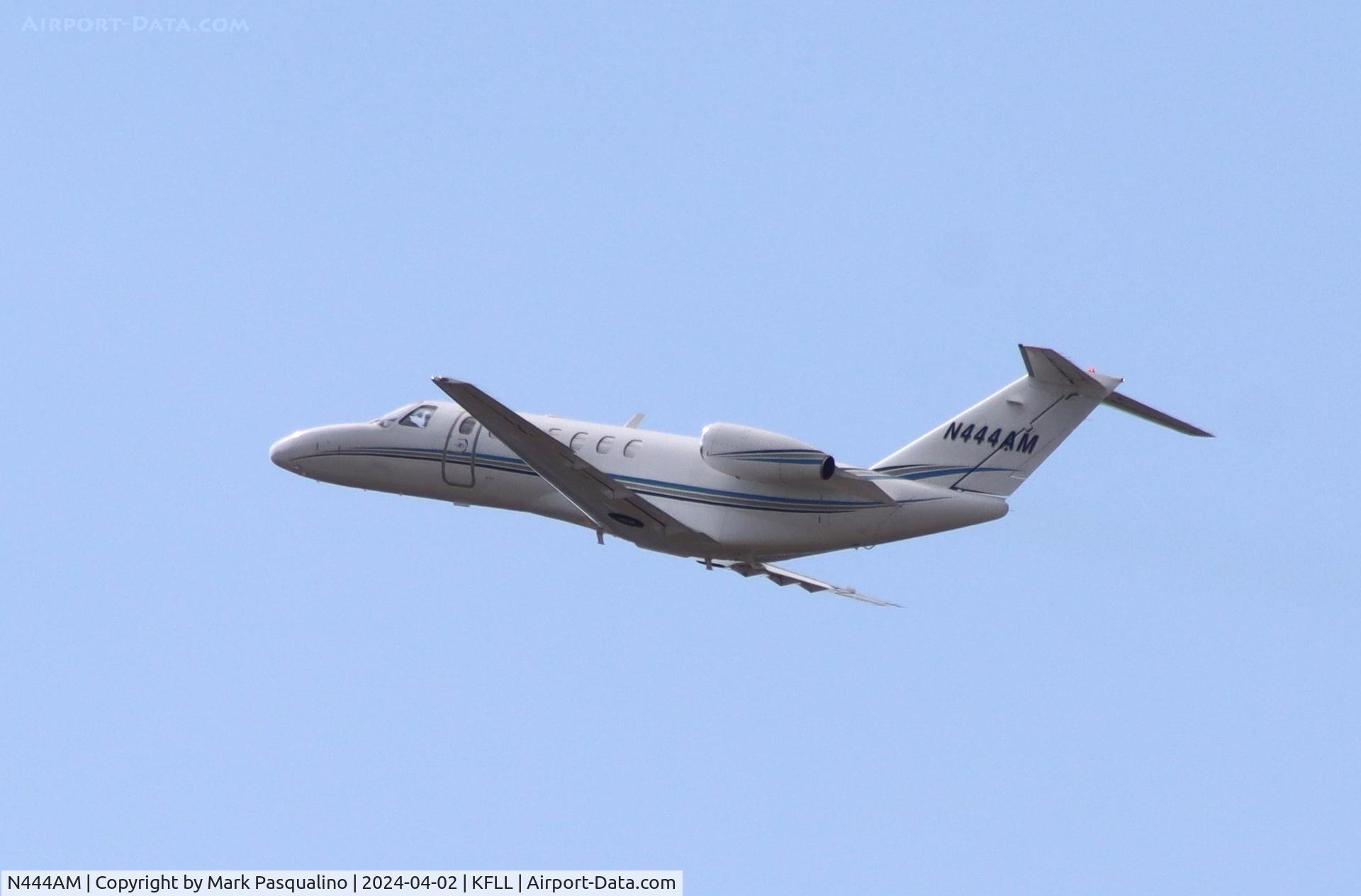 Bullhead City – Van Nuys — crash photo