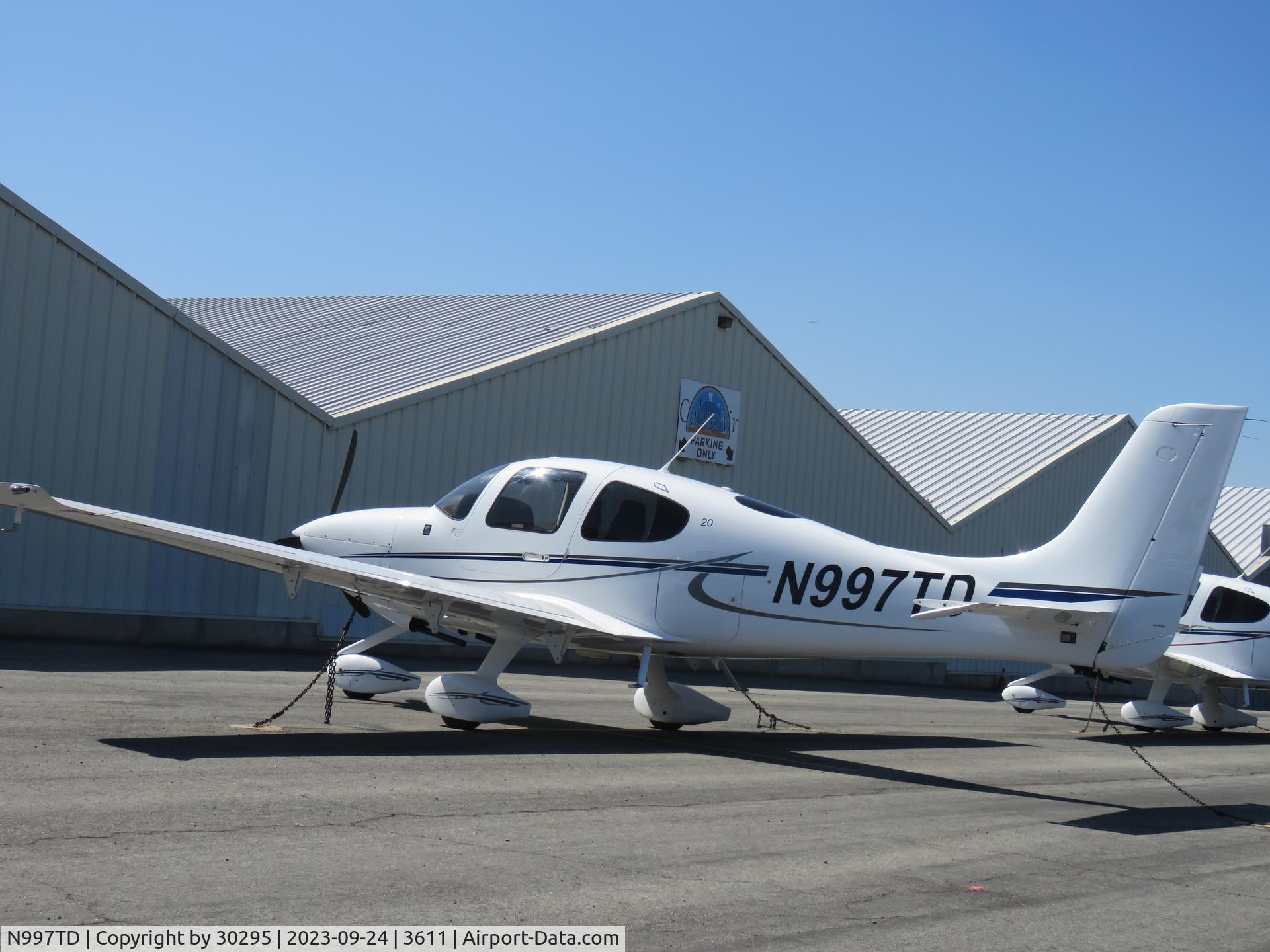 Harlingen – El Paso — crash photo