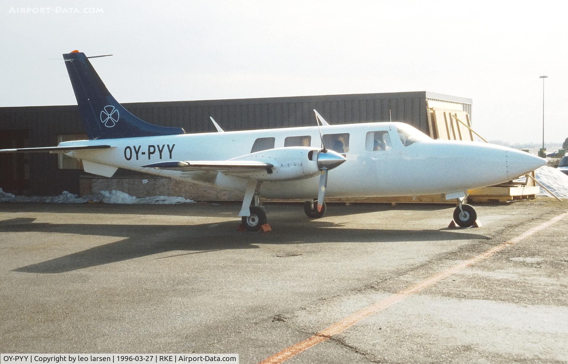 OY-PYY — crash photo